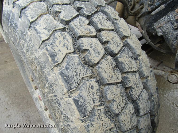 image for item GC9806 2001 Sterling LT9500  dump truck