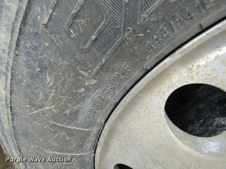 image for item GC9806 2001 Sterling LT9500  dump truck