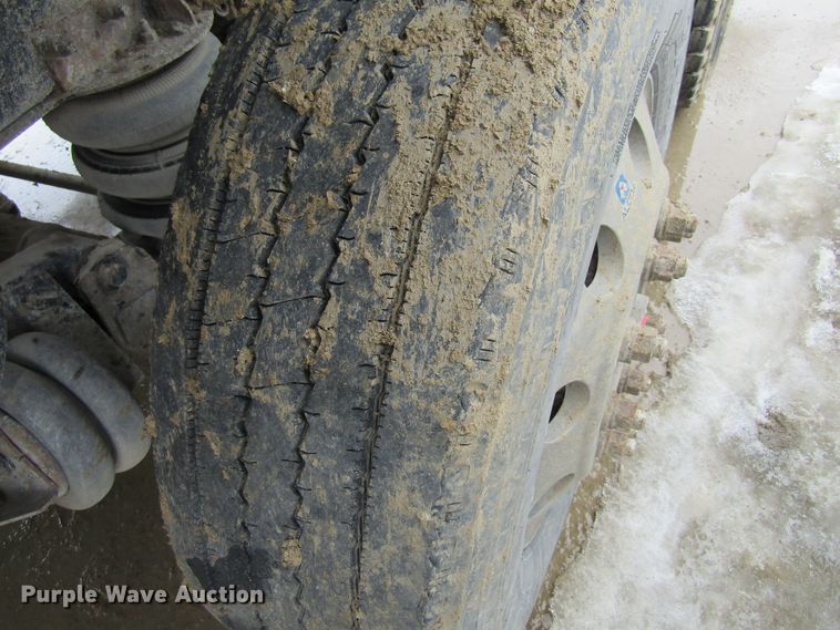 image for item GC9806 2001 Sterling LT9500  dump truck