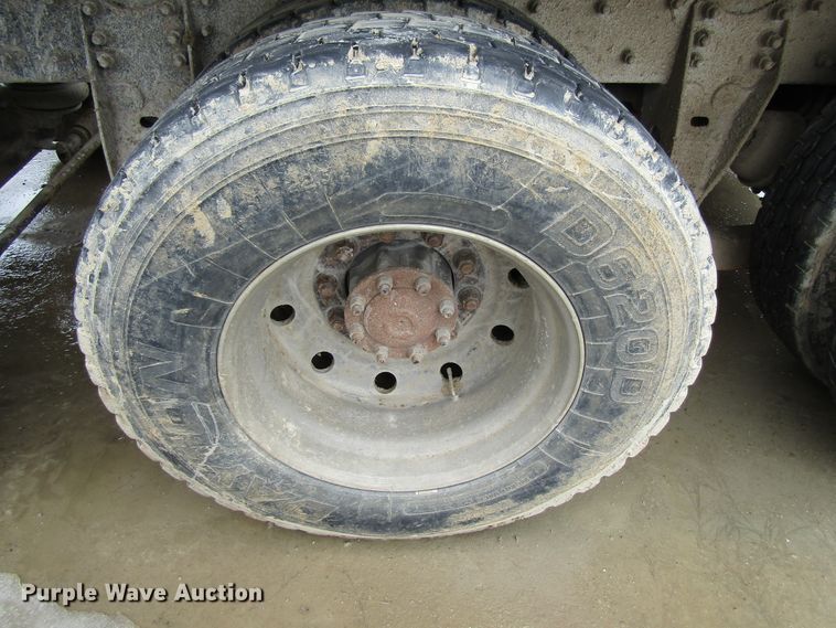 image for item GC9806 2001 Sterling LT9500  dump truck