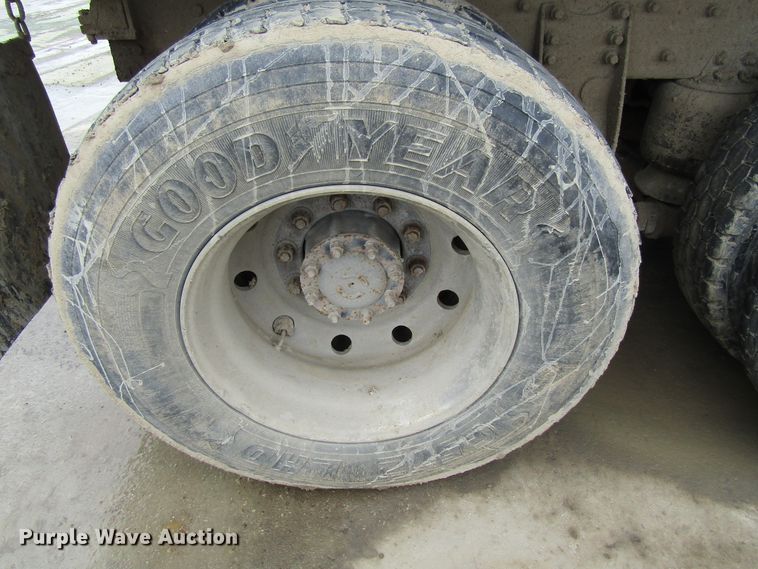 image for item GC9806 2001 Sterling LT9500  dump truck