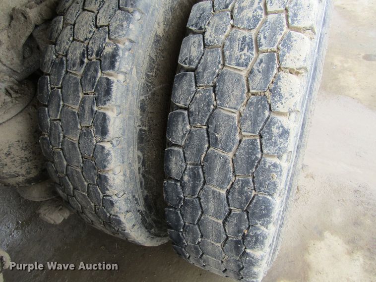 image for item GC9806 2001 Sterling LT9500  dump truck