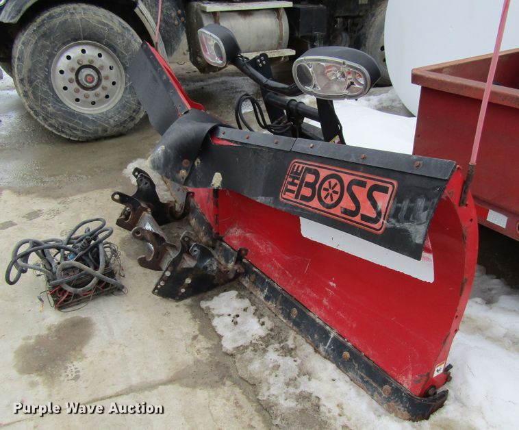 image for item GC9807 The Boss Power-V DXT 110"W snow plow