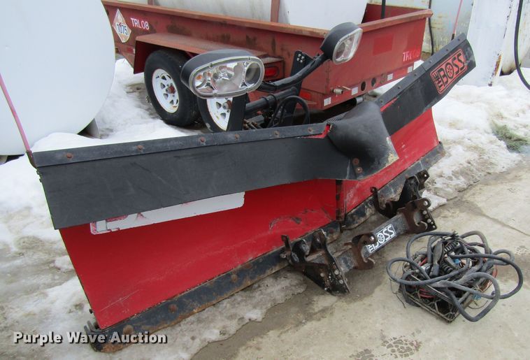 image for item GC9807 The Boss Power-V DXT 110"W snow plow