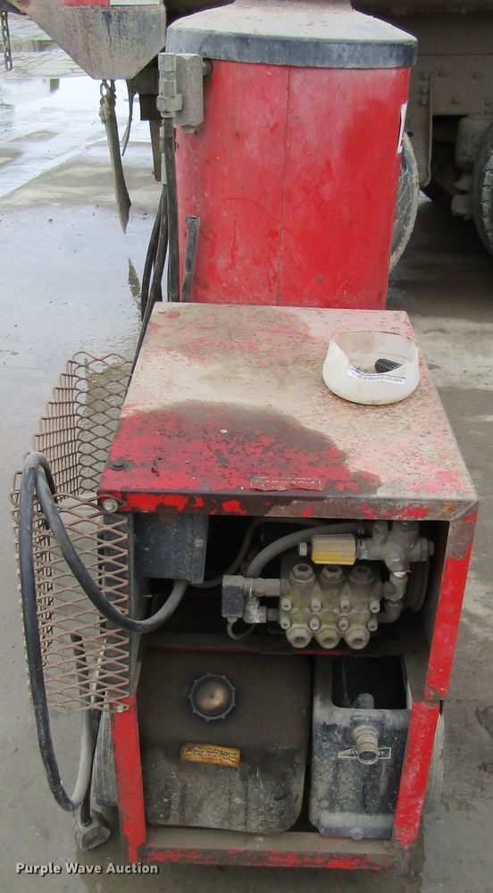 image for item GC9811 Hotsy pressure washer