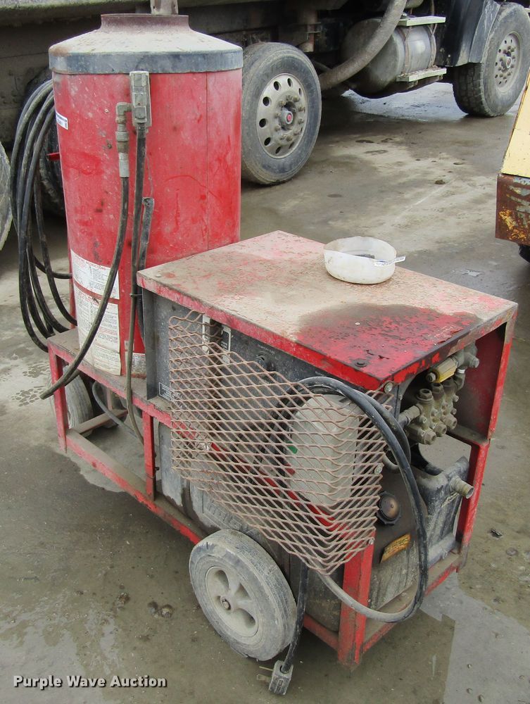 image for item GC9811 Hotsy pressure washer