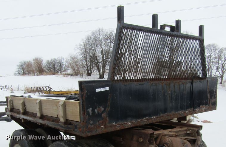 image for item GC9812 Flatbed