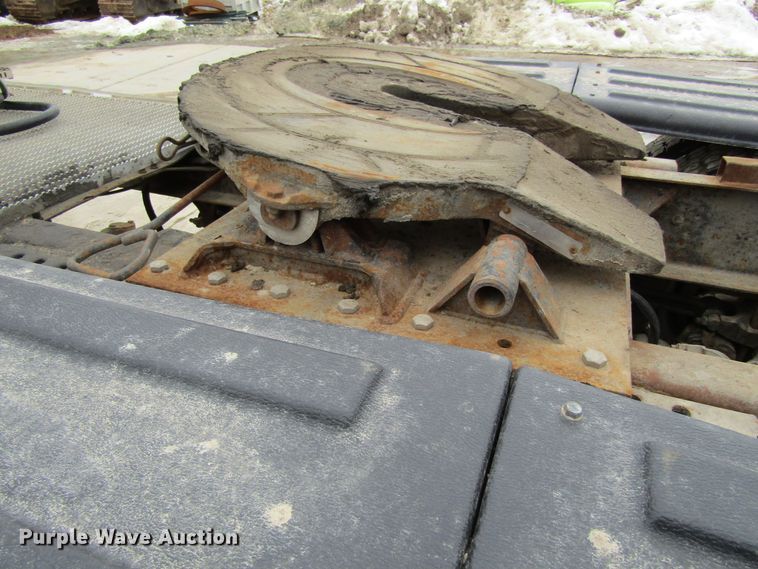 image for item GC9816 2000 Mack CH613  semi truck