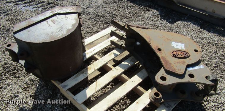 image for item GC9818 (2) excavator buckets