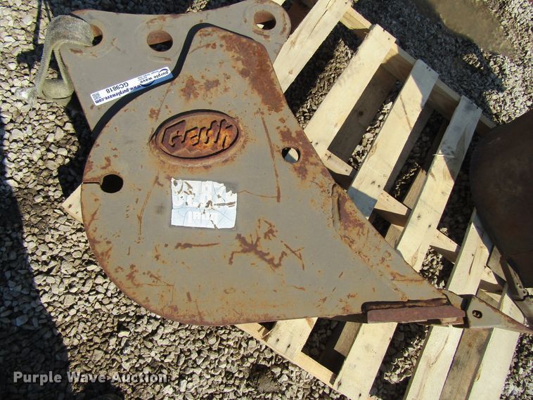 image for item GC9818 (2) excavator buckets
