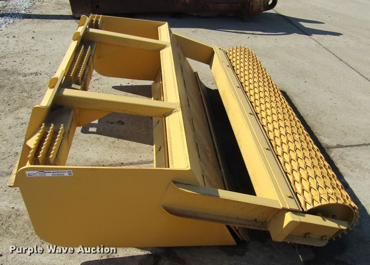 image for item GC9822 John Deere skid steer roller level