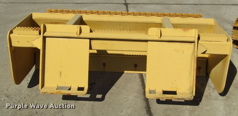 image for item GC9822 John Deere skid steer roller level