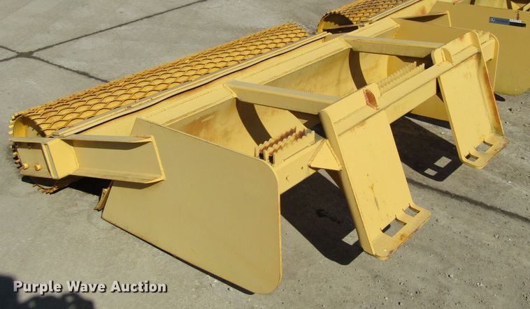 image for item GC9822 John Deere skid steer roller level