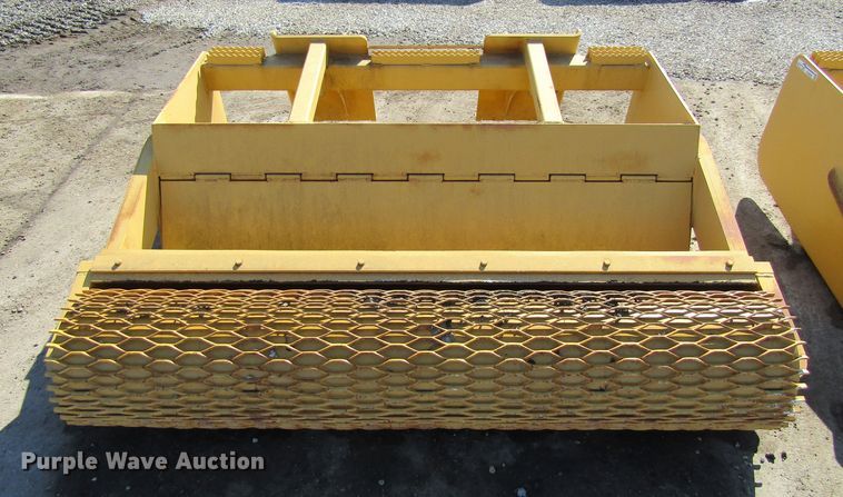 image for item GC9823 John Deere skid steer roller level