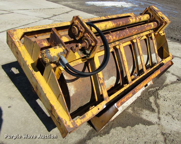 image for item GC9824 Skid steer vibratory roller
