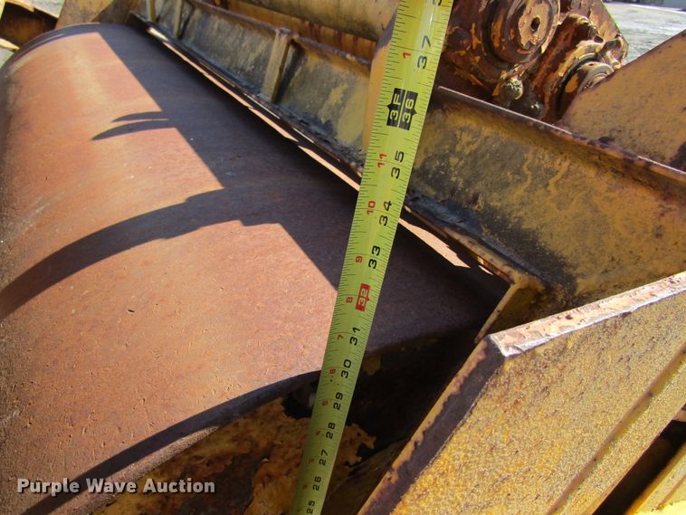 image for item GC9824 Skid steer vibratory roller