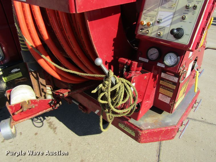 image for item GC9826 2002 Freightliner Condor  sewer jetter truck