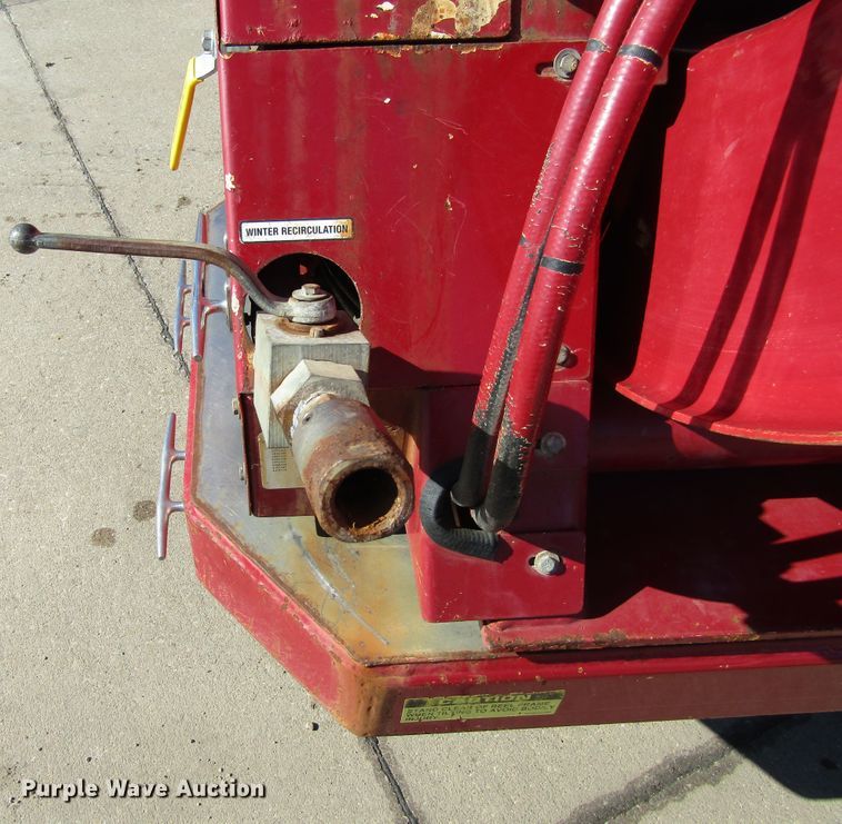 image for item GC9826 2002 Freightliner Condor  sewer jetter truck