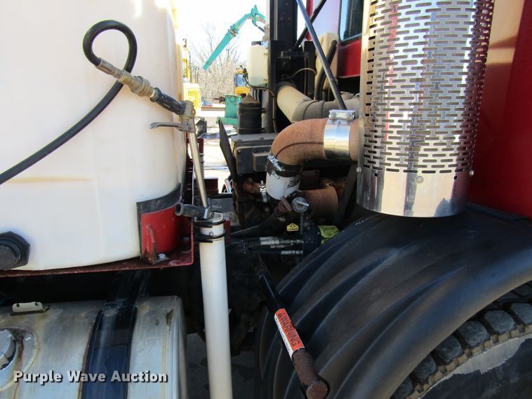 image for item GC9826 2002 Freightliner Condor  sewer jetter truck