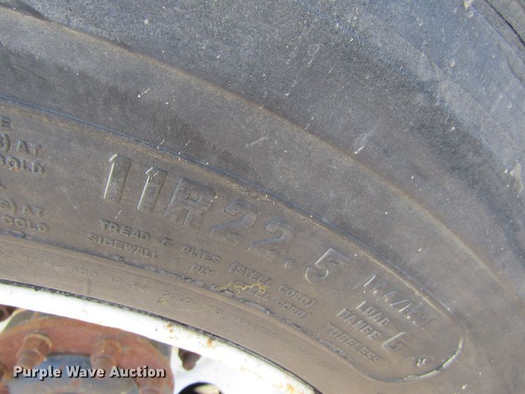 image for item GC9826 2002 Freightliner Condor  sewer jetter truck