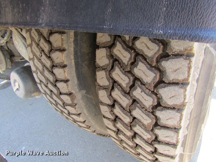 image for item GC9826 2002 Freightliner Condor  sewer jetter truck