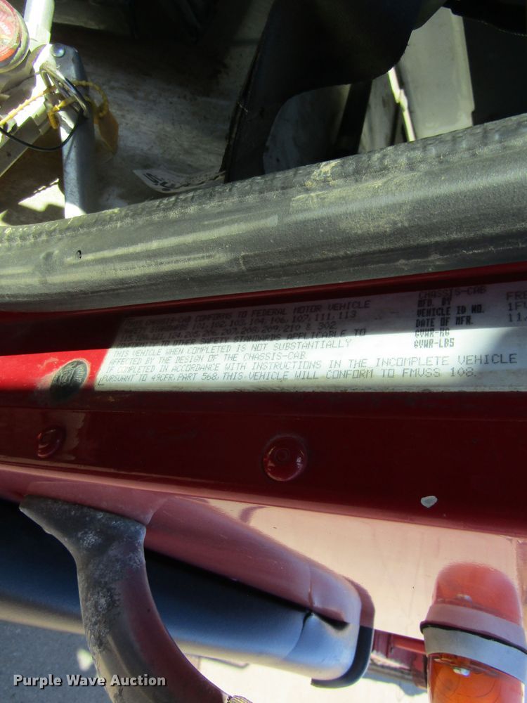 image for item GC9826 2002 Freightliner Condor  sewer jetter truck