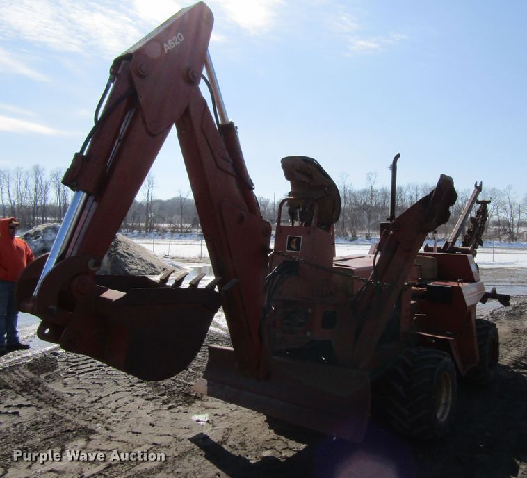 image for item GC9830 1990 Ditch Witch 6510  trencher