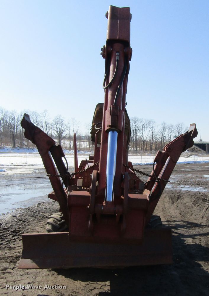 image for item GC9830 1990 Ditch Witch 6510  trencher