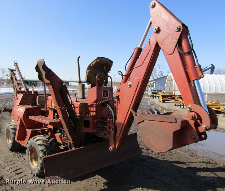 image for item GC9830 1990 Ditch Witch 6510  trencher