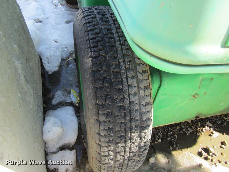 image for item GC9831 1999 JLG 3369-E  scissor lift