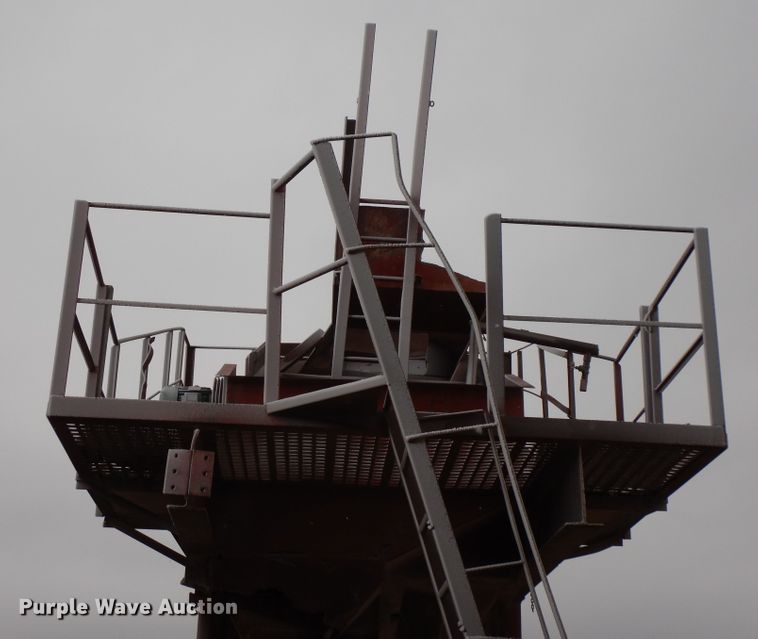 image for item GG9394 Hewitt Robins two deck wash plant