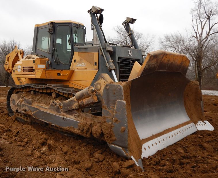image for item GG9395 2009 John Deere 1050J  dozer