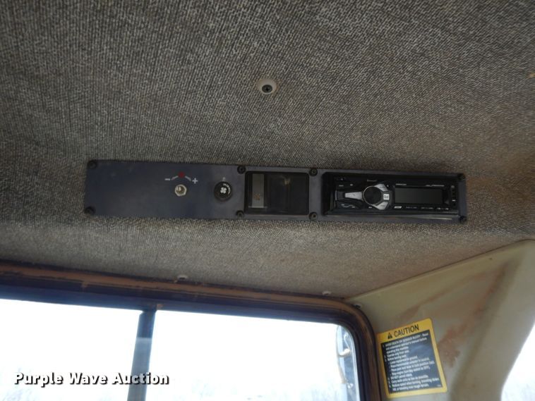 image for item GG9395 2009 John Deere 1050J  dozer