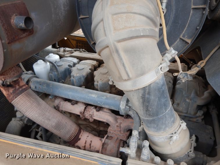 image for item GG9395 2009 John Deere 1050J  dozer