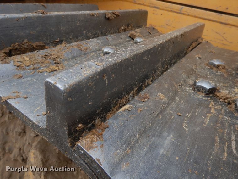 image for item GG9395 2009 John Deere 1050J  dozer