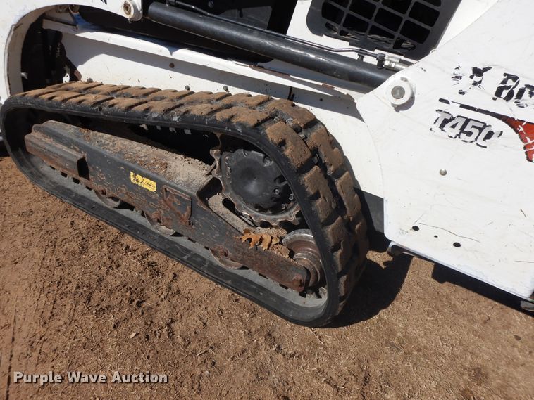 image for item GG9452 2017 Bobcat T450  tracked skid steer loader
