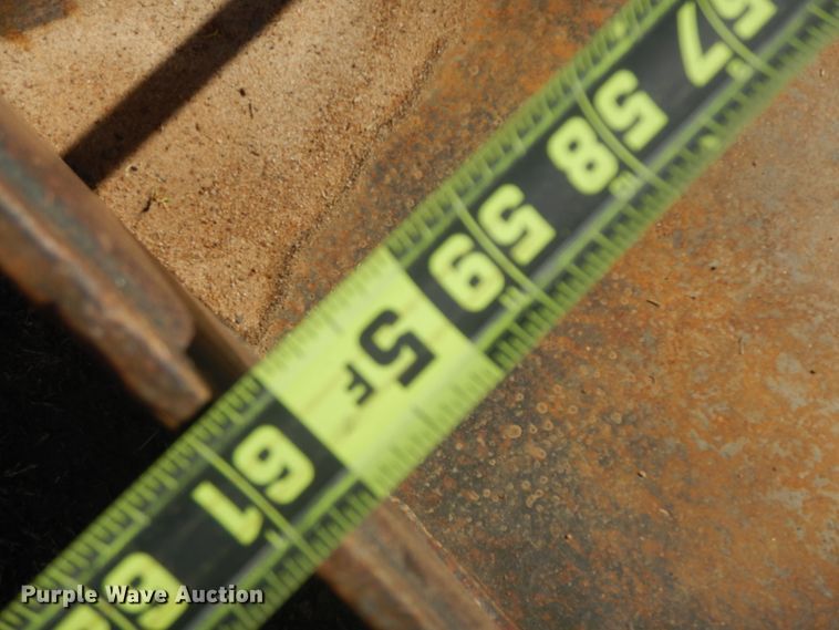 image for item GG9452 2017 Bobcat T450  tracked skid steer loader