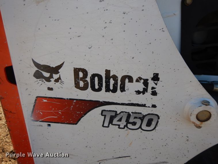 image for item GG9452 2017 Bobcat T450  tracked skid steer loader