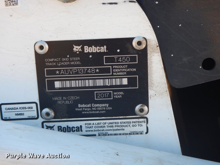 image for item GG9452 2017 Bobcat T450  tracked skid steer loader