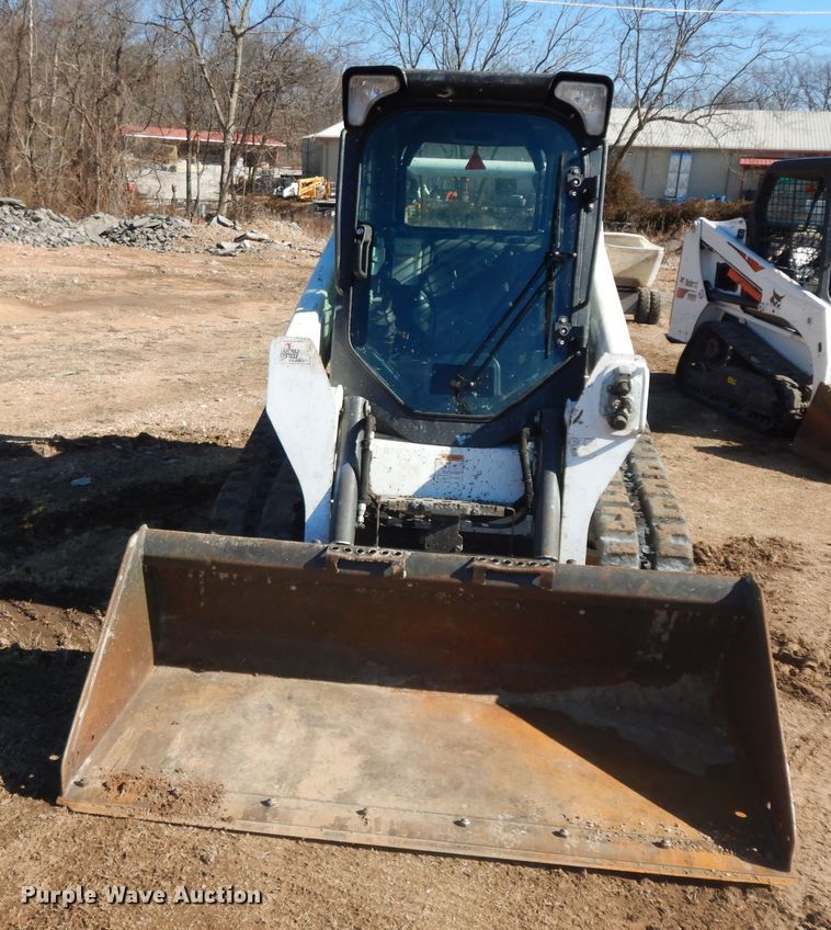 image for item GG9453 2019 Bobcat T590  tracked skid steer loader