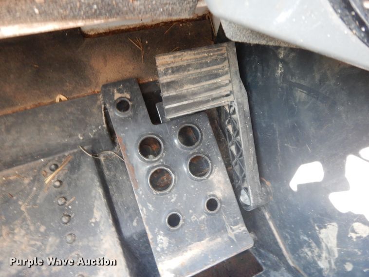 image for item GG9453 2019 Bobcat T590  tracked skid steer loader