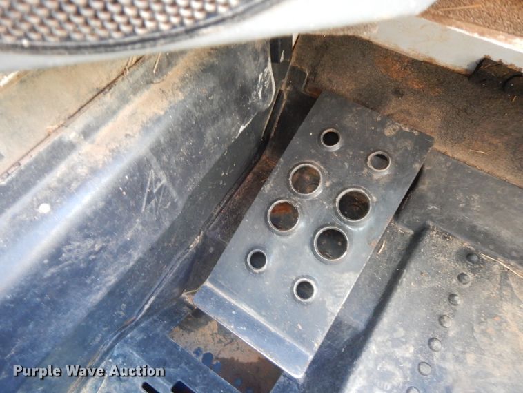 image for item GG9453 2019 Bobcat T590  tracked skid steer loader