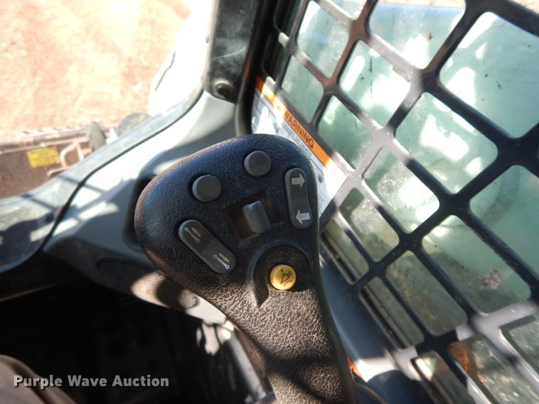 image for item GG9453 2019 Bobcat T590  tracked skid steer loader