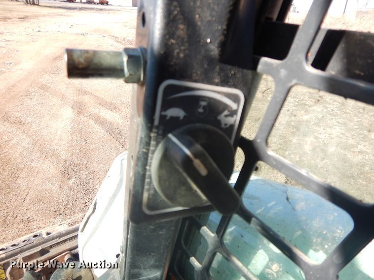 image for item GG9453 2019 Bobcat T590  tracked skid steer loader