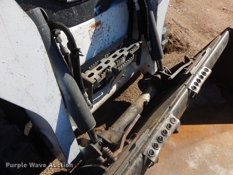 image for item GG9453 2019 Bobcat T590  tracked skid steer loader