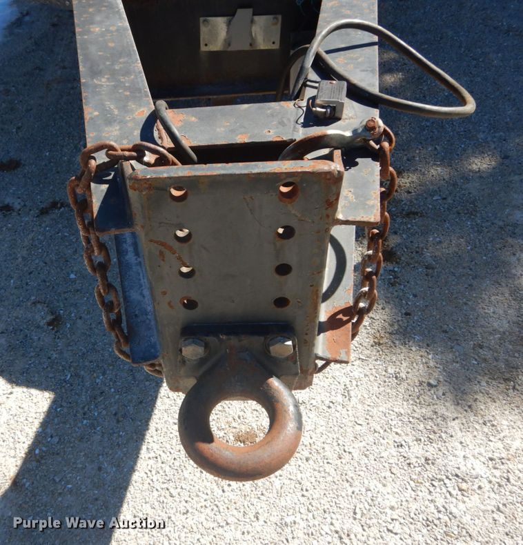 image for item GT9570 2004 Millennium M9D24P equipment trailer