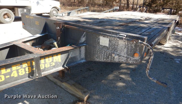 image for item GT9570 2004 Millennium M9D24P equipment trailer