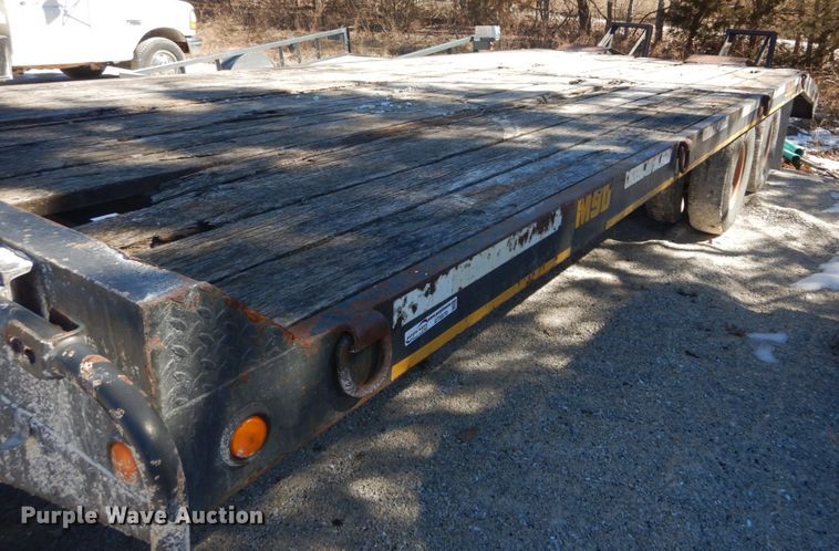 image for item GT9570 2004 Millennium M9D24P equipment trailer