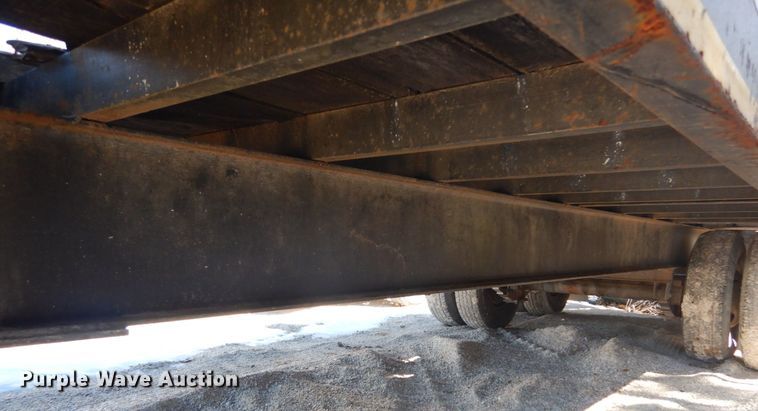 image for item GT9570 2004 Millennium M9D24P equipment trailer