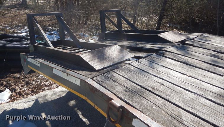 image for item GT9570 2004 Millennium M9D24P equipment trailer